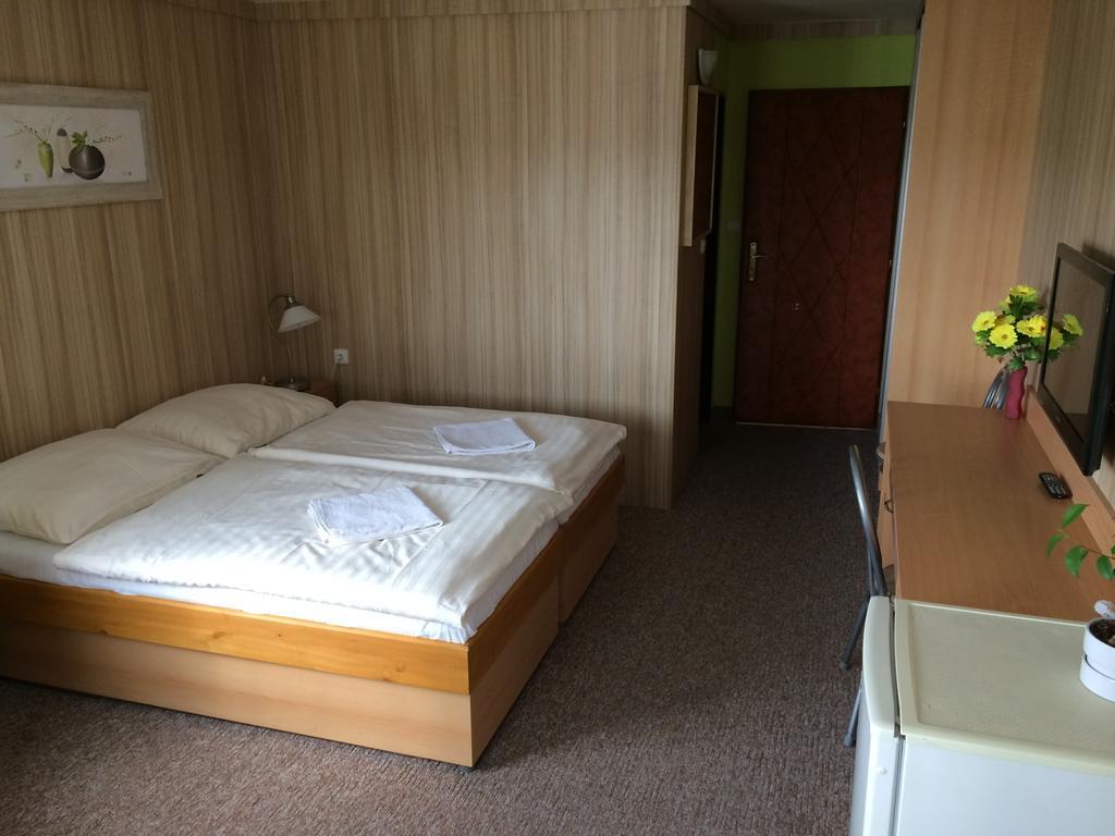 Hotel Pohadka Most Oda fotoğraf
